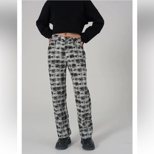 NWOT THE RAGGED PRIEST EYE JEANS